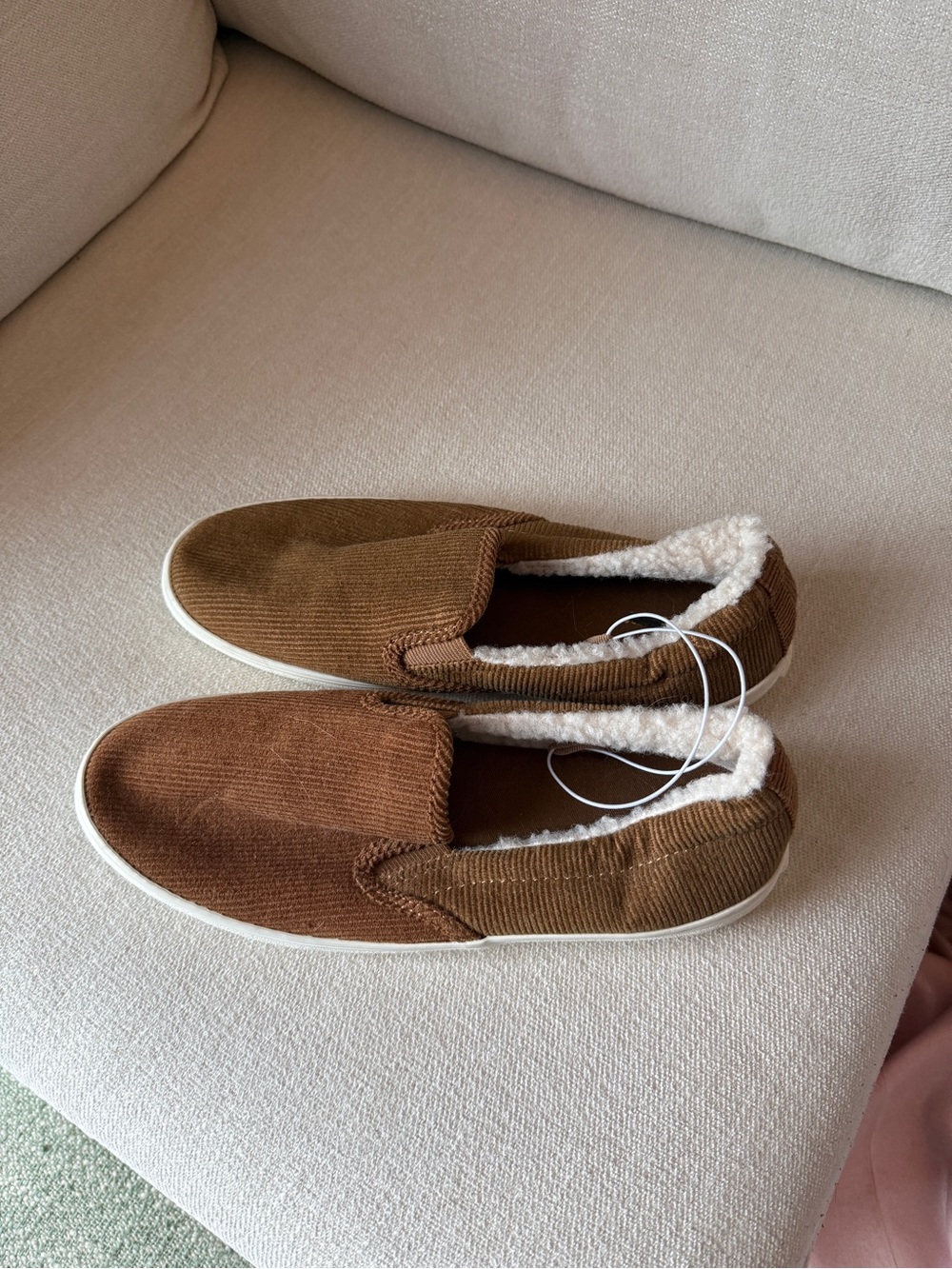 Women’s Old Navy Brown Corduroy Slip-On Shoes with Sherpa Lining